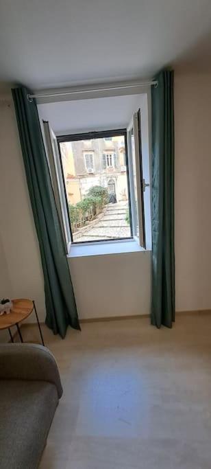 Skalinada Apartment Kampielo コルフ島 エクステリア 写真