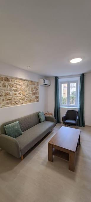 Skalinada Apartment Kampielo コルフ島 エクステリア 写真