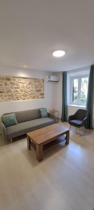 Skalinada Apartment Kampielo コルフ島 エクステリア 写真